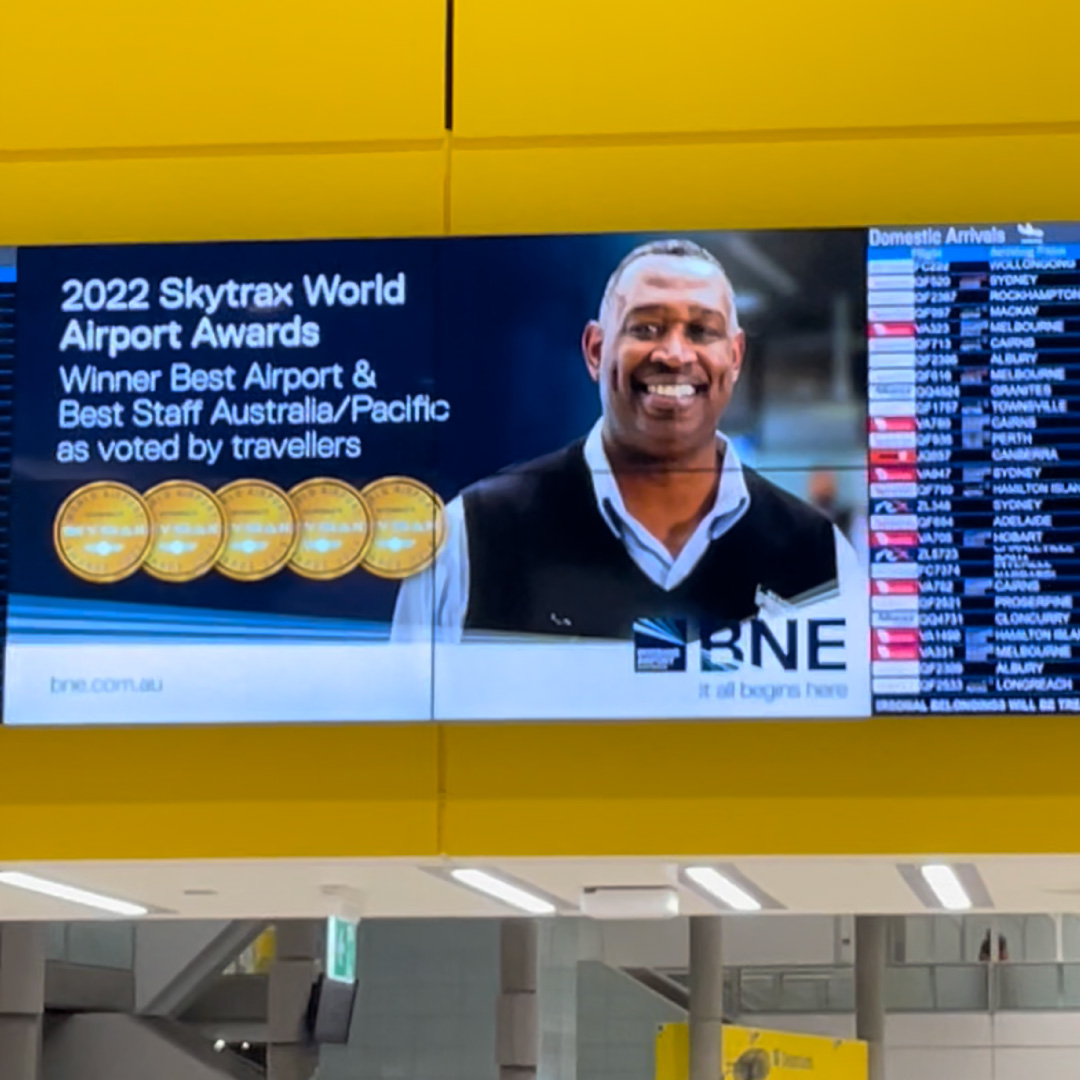 Derrick Sanders Skytrax 2022 Win at Domestic Terminal Screen